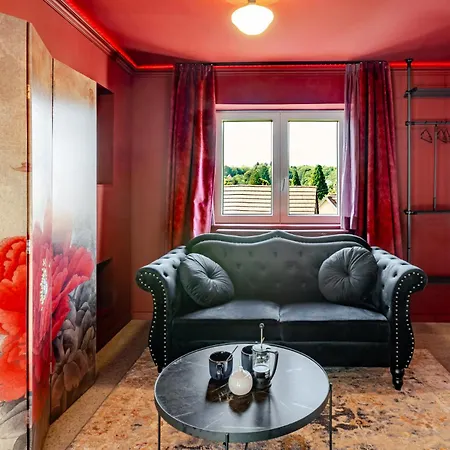Appartement Avec Privatif La Courtisane - Sofa Tantra, Terasse, Salon D'hiver Sous Dôme Transparent Chauffé - Love-room-alsace-67 *