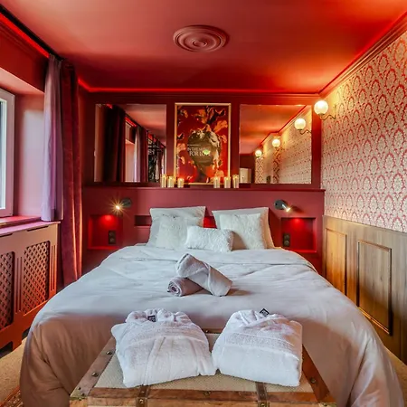 Love room avec Spa privatif la Courtisane - Sofa Tantra, terasse, salon d'hiver sous dôme transparent chauffé - love-room-alsace-67 Apartamento *