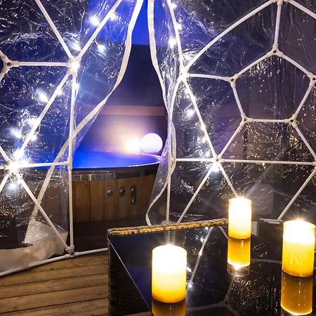 Love room avec Spa privatif la Courtisane - Sofa Tantra, terasse, salon d'hiver sous dôme transparent chauffé - love-room-alsace-67 Apartamento Niederbronn-les-Bains