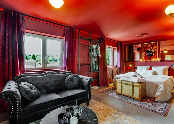 Avec Privatif La Courtisane - Sofa Tantra, Terasse, Salon D'hiver Sous Dôme Transparent Chauffé - Love-room-alsace-67 Appartement *