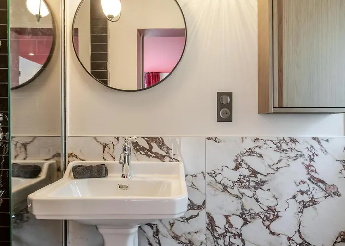 Avec Privatif La Courtisane - Sofa Tantra, Terasse, Salon D'hiver Sous Dôme Transparent Chauffé - Love-room-alsace-67