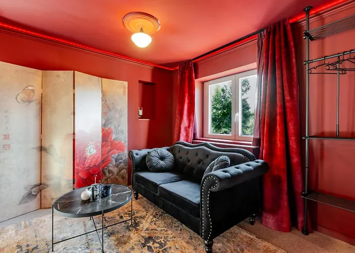 Avec Privatif La Courtisane - Sofa Tantra, Terasse, Salon D'hiver Sous Dôme Transparent Chauffé - Love-room-alsace-67 Niederbronn-les-Bains