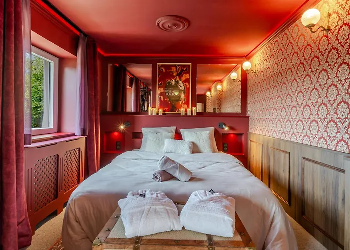 Avec Privatif La Courtisane - Sofa Tantra, Terasse, Salon D'hiver Sous Dôme Transparent Chauffé - Love-room-alsace-67 Appartement *